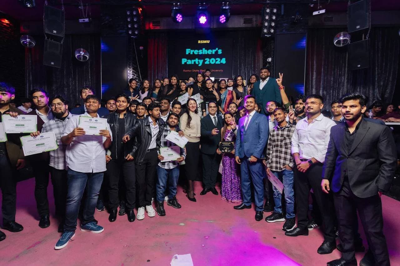 Fresher's Party for English Medium Faculty - International Students - photo 1